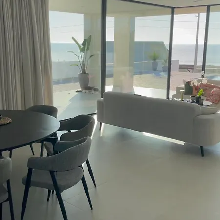 Exclusive House With Full Sea View, Luxury And Comfort By The Sea 别墅 Murtinheira