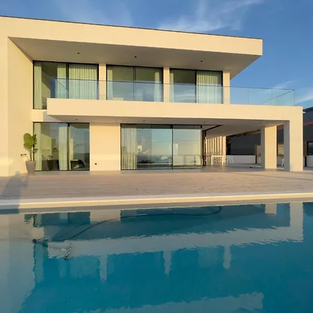 Exclusive House With Full Sea View, Luxury And Comfort By The Sea