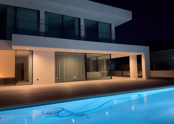 Exclusive House With Full Sea View, Luxury And Comfort By The Sea فيلة