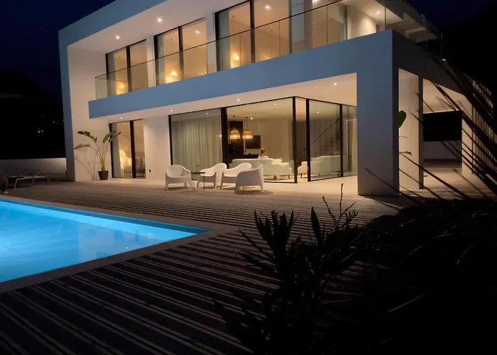 Exclusive House With Full Sea View, Luxury And Comfort By The Sea